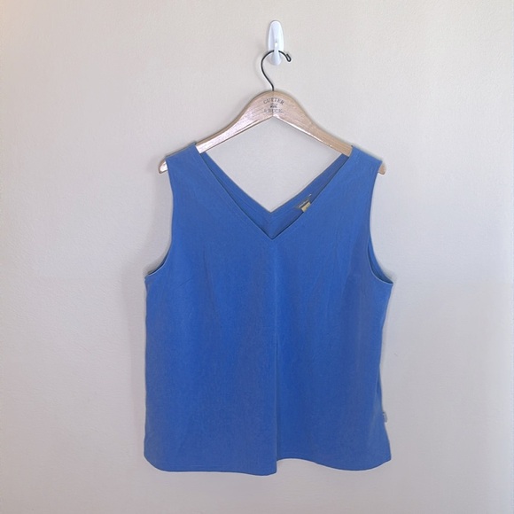 Eddie Bauer Departure V Neck Sleeveless Tank Size XL Blue Relaxed Fit Athletic - Picture 3 of 12